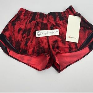 Lululemon Hotty Hot low rise 2.5” lined